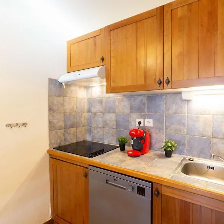 A Saint-lary Avec Piscine, Sauna Et Parking Securise - Fr-1-296-398