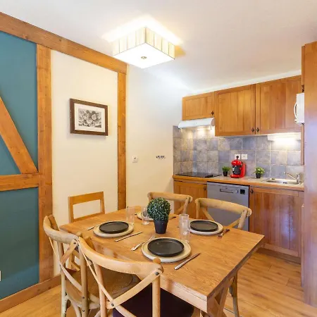 Apartman A Saint-lary Avec Piscine, Sauna Et Parking Securise - Fr-1-296-398