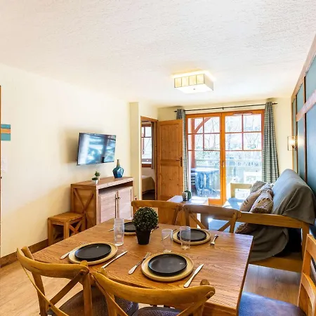 Apartman A Saint-lary Avec Piscine, Sauna Et Parking Securise - Fr-1-296-398 *